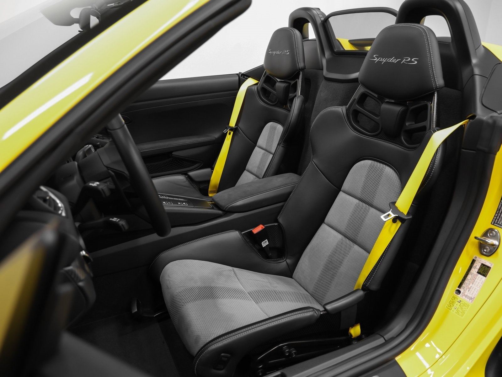 2025 Porsche 718 Spyder RS