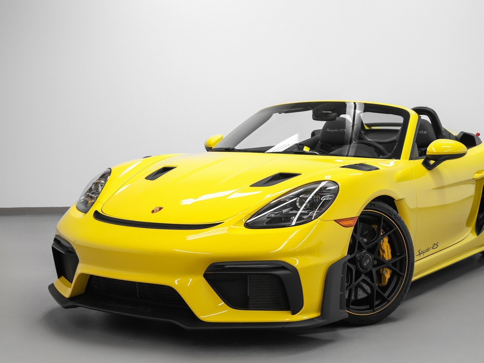2025 Porsche 718 Spyder RS