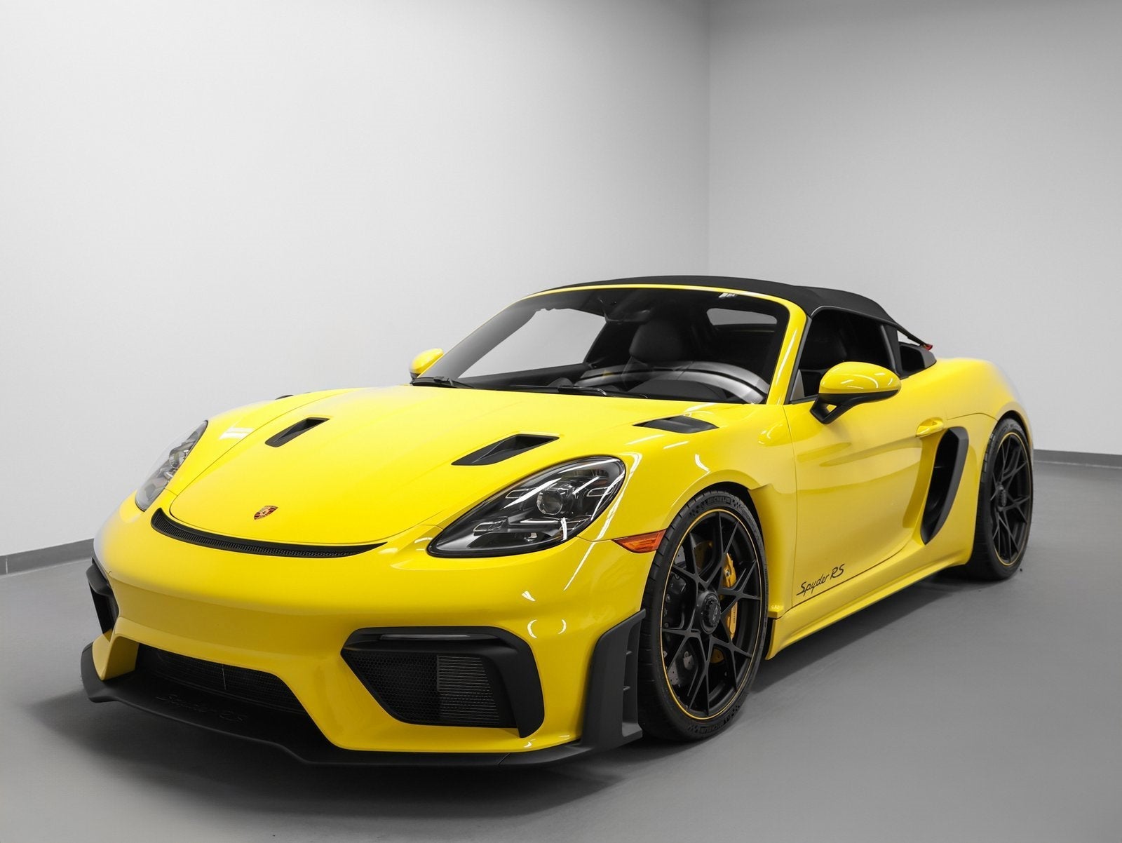 2025 Porsche 718 Spyder RS