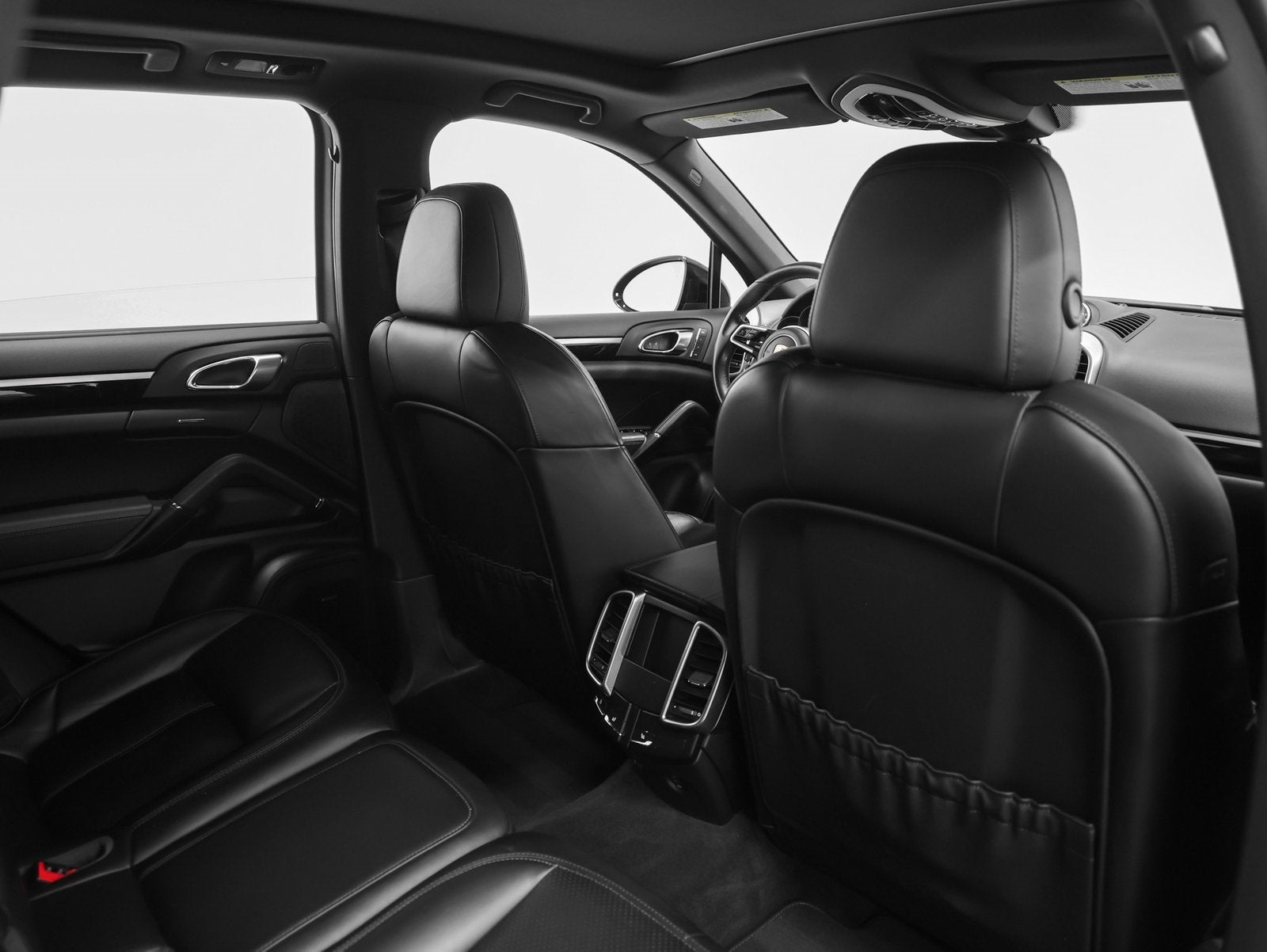 2018 Porsche Cayenne Platinum Edition