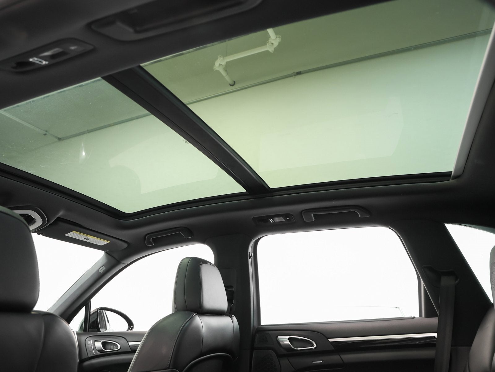 2018 Porsche Cayenne Platinum Edition