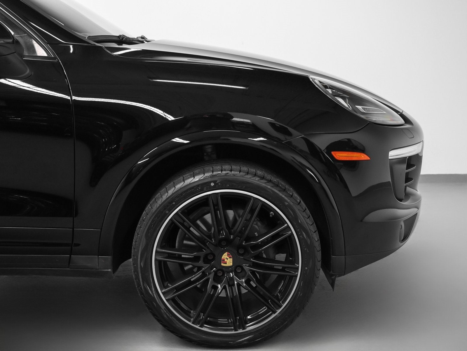2018 Porsche Cayenne Platinum Edition