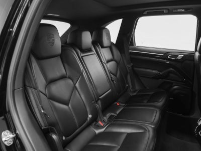 2018 Porsche Cayenne Platinum Edition