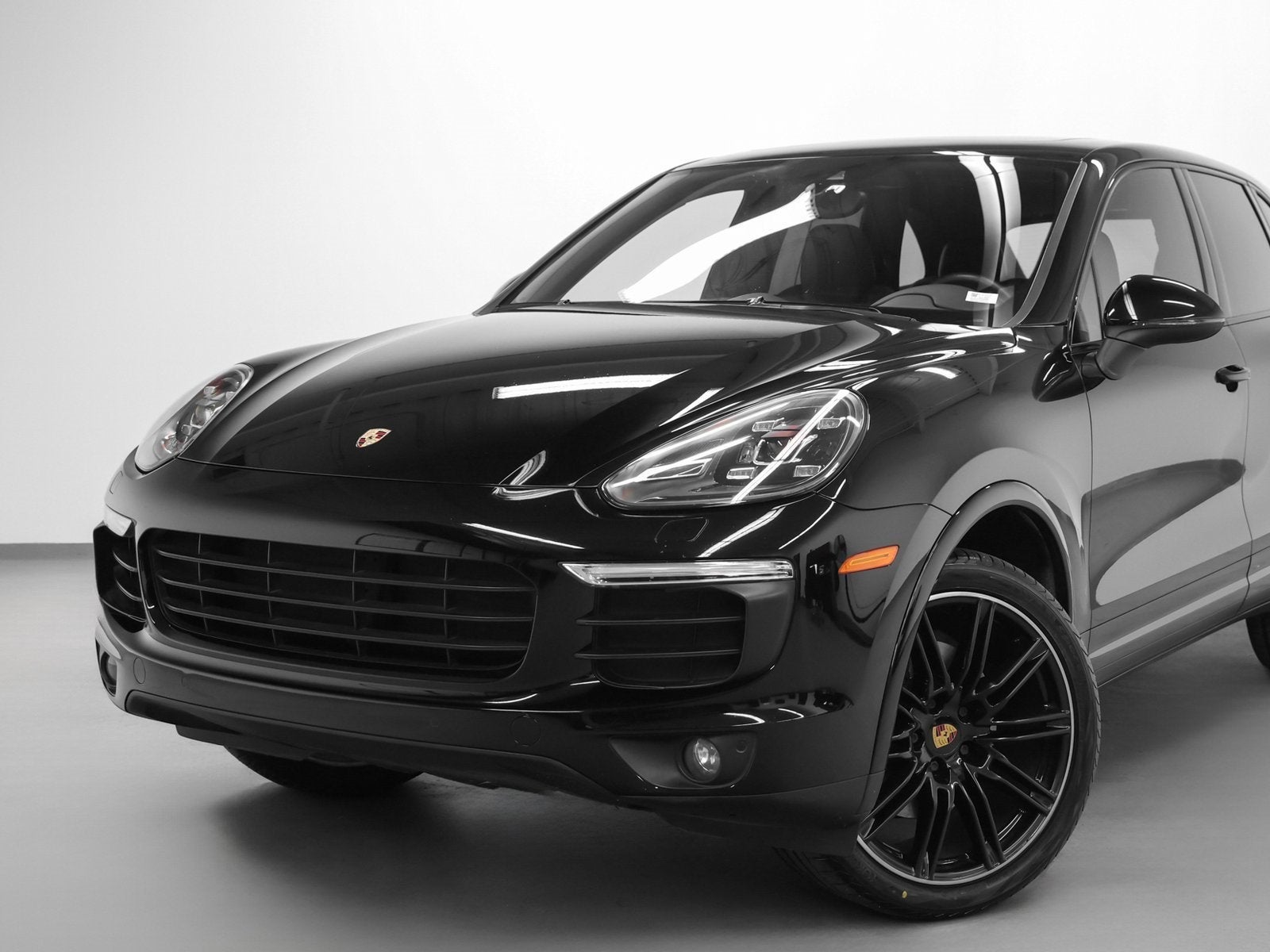 2018 Porsche Cayenne Platinum Edition