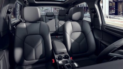 2023 Porsche Macan Base