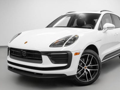 2025 Porsche Macan Base