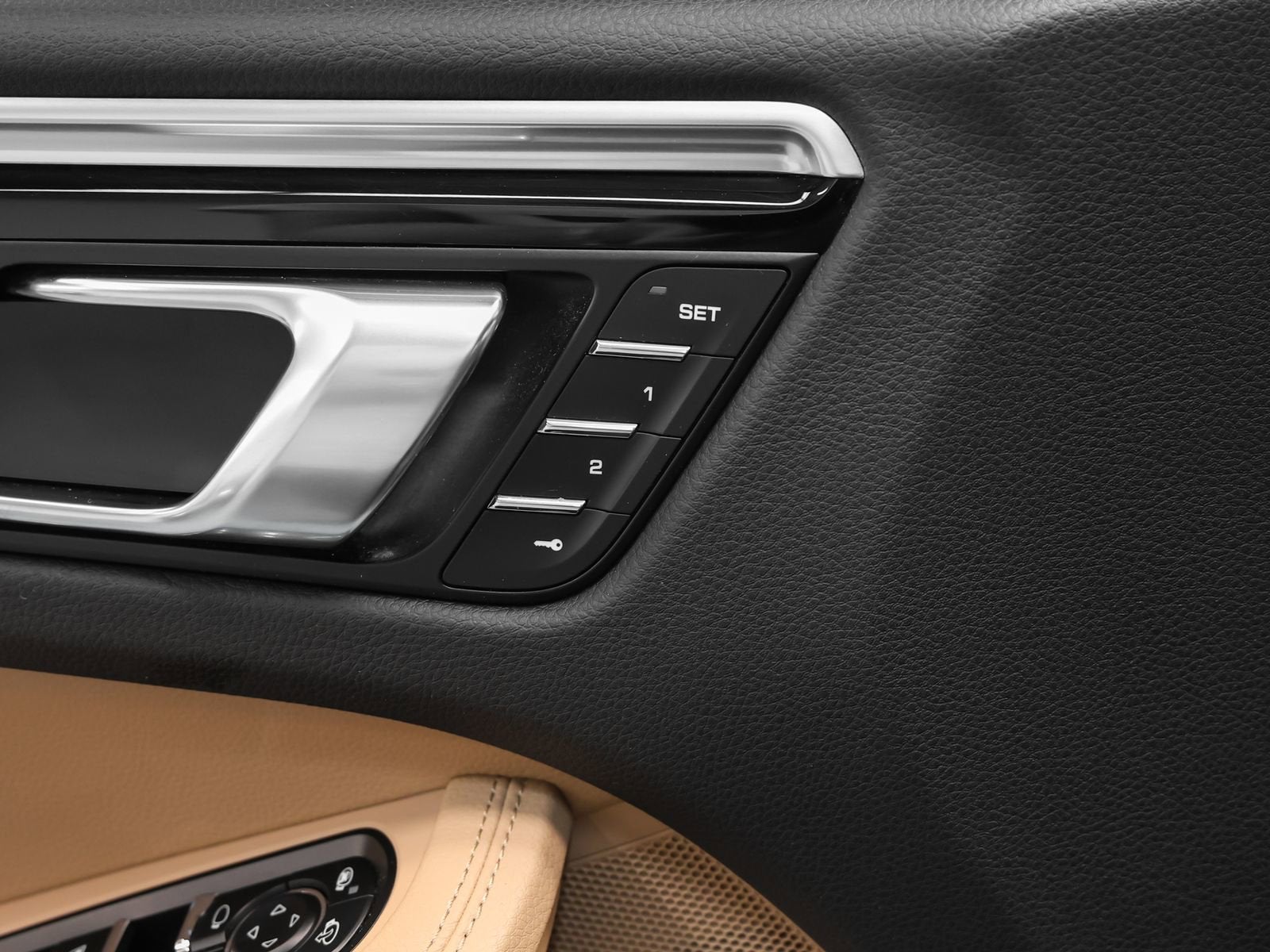 2020 Porsche Macan Base