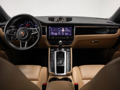 2020 Porsche Macan Base