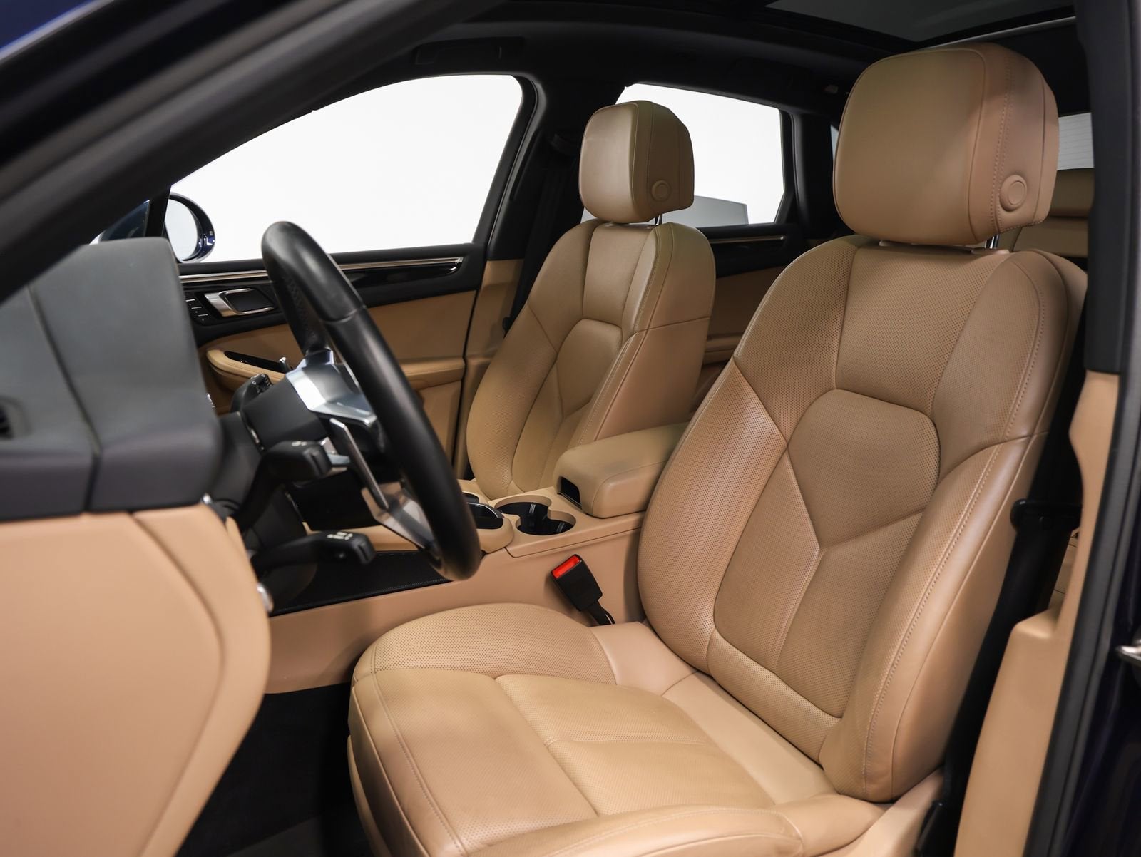 2020 Porsche Macan Base