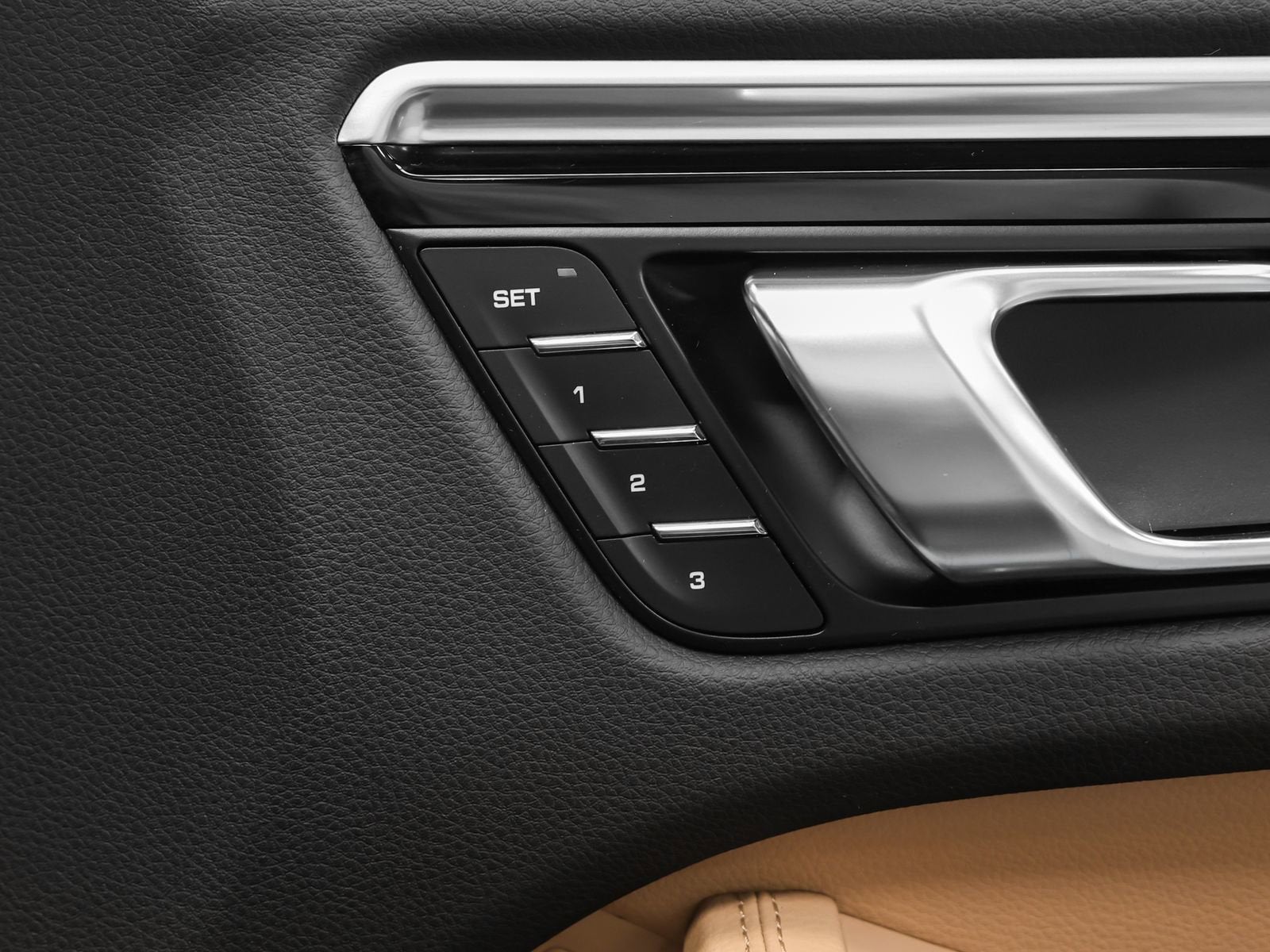 2020 Porsche Macan Base