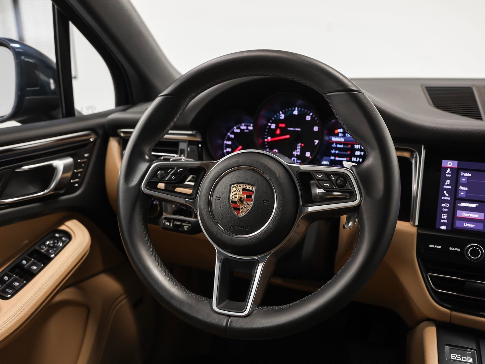 2020 Porsche Macan Base