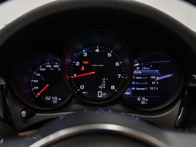 2020 Porsche Macan Base