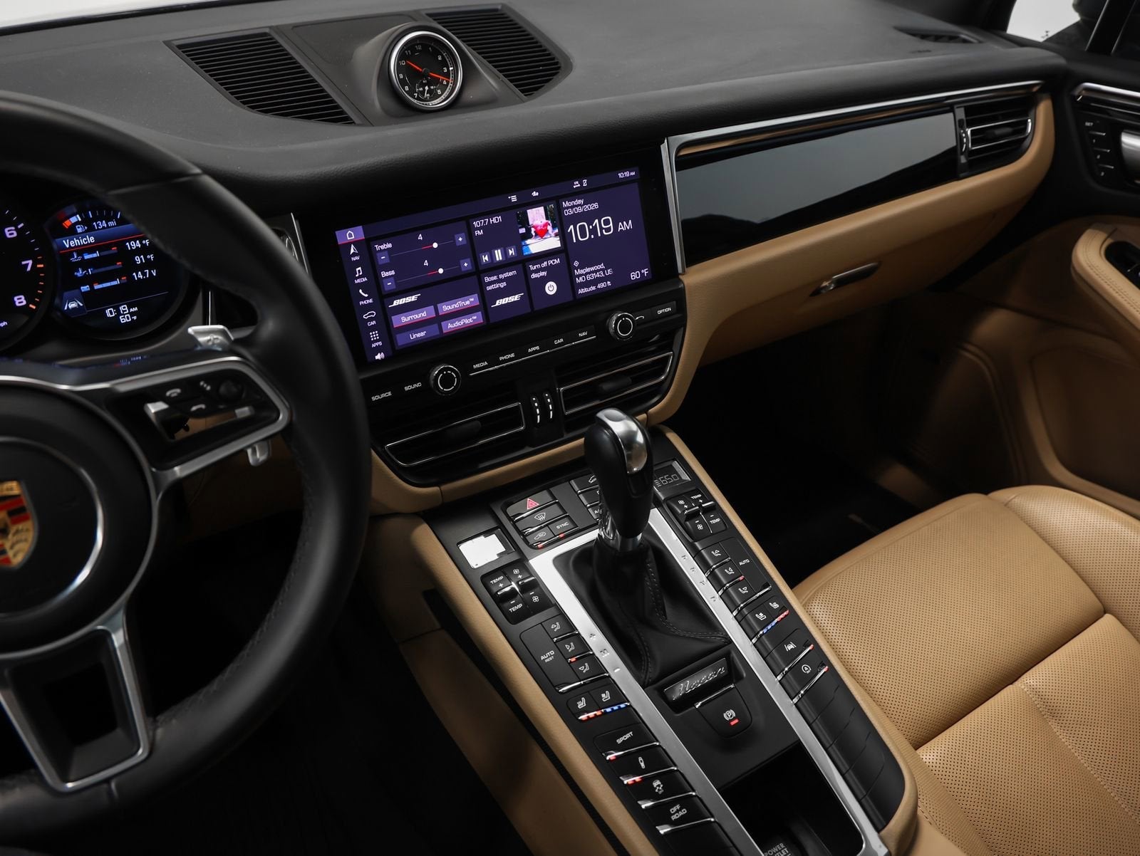 2020 Porsche Macan Base