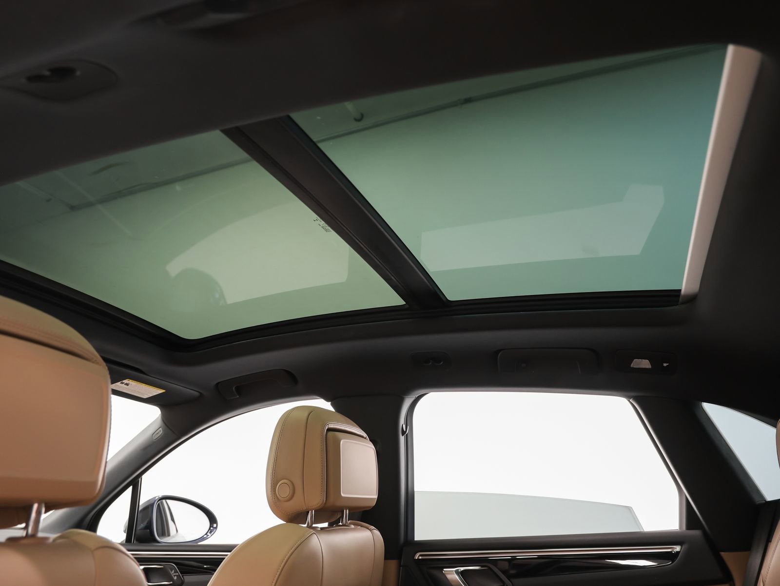 2020 Porsche Macan Base