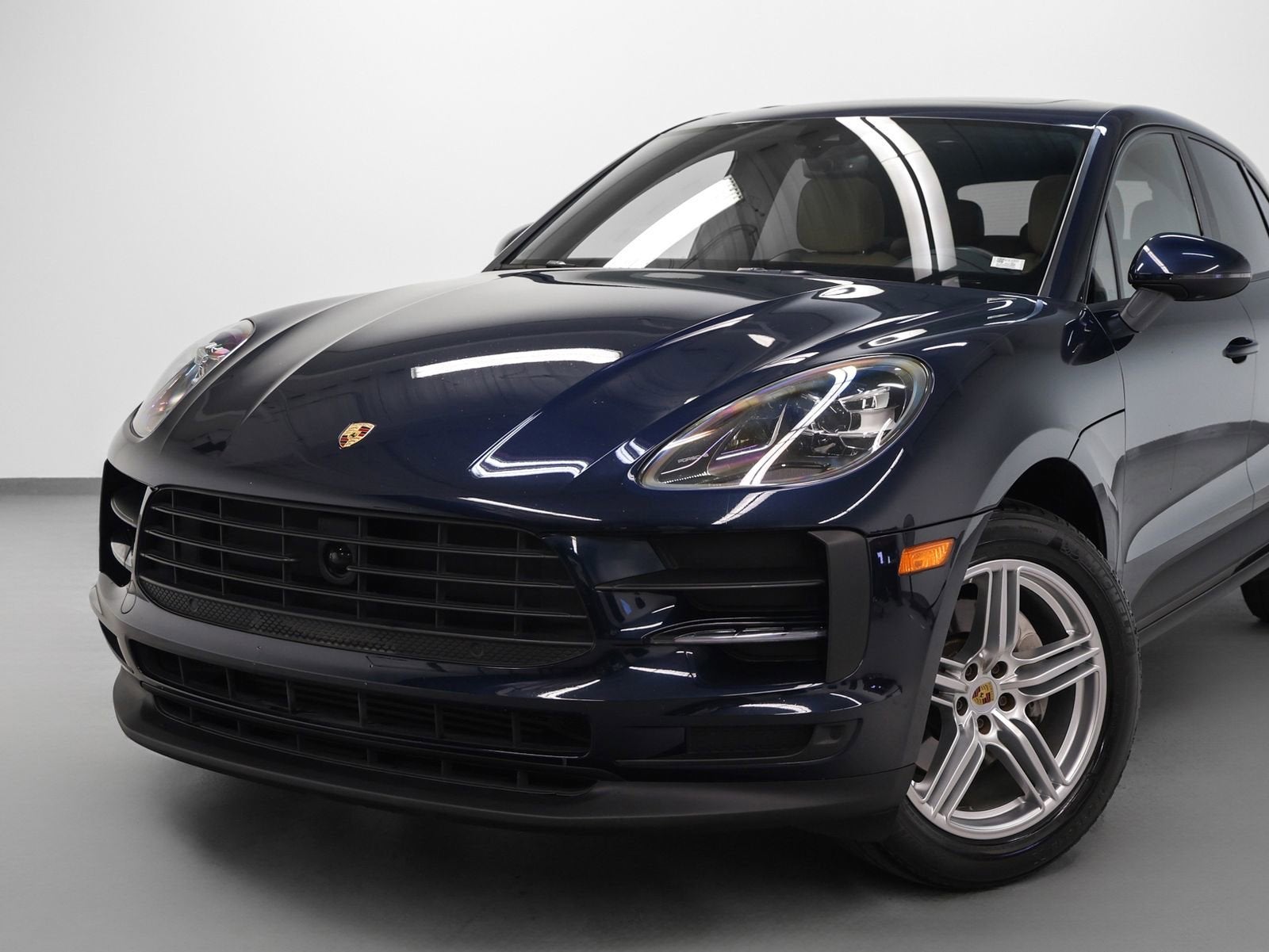 2020 Porsche Macan Base