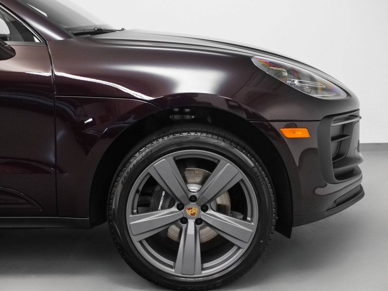 2025 Porsche Macan Base