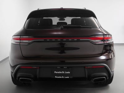 2025 Porsche Macan Base