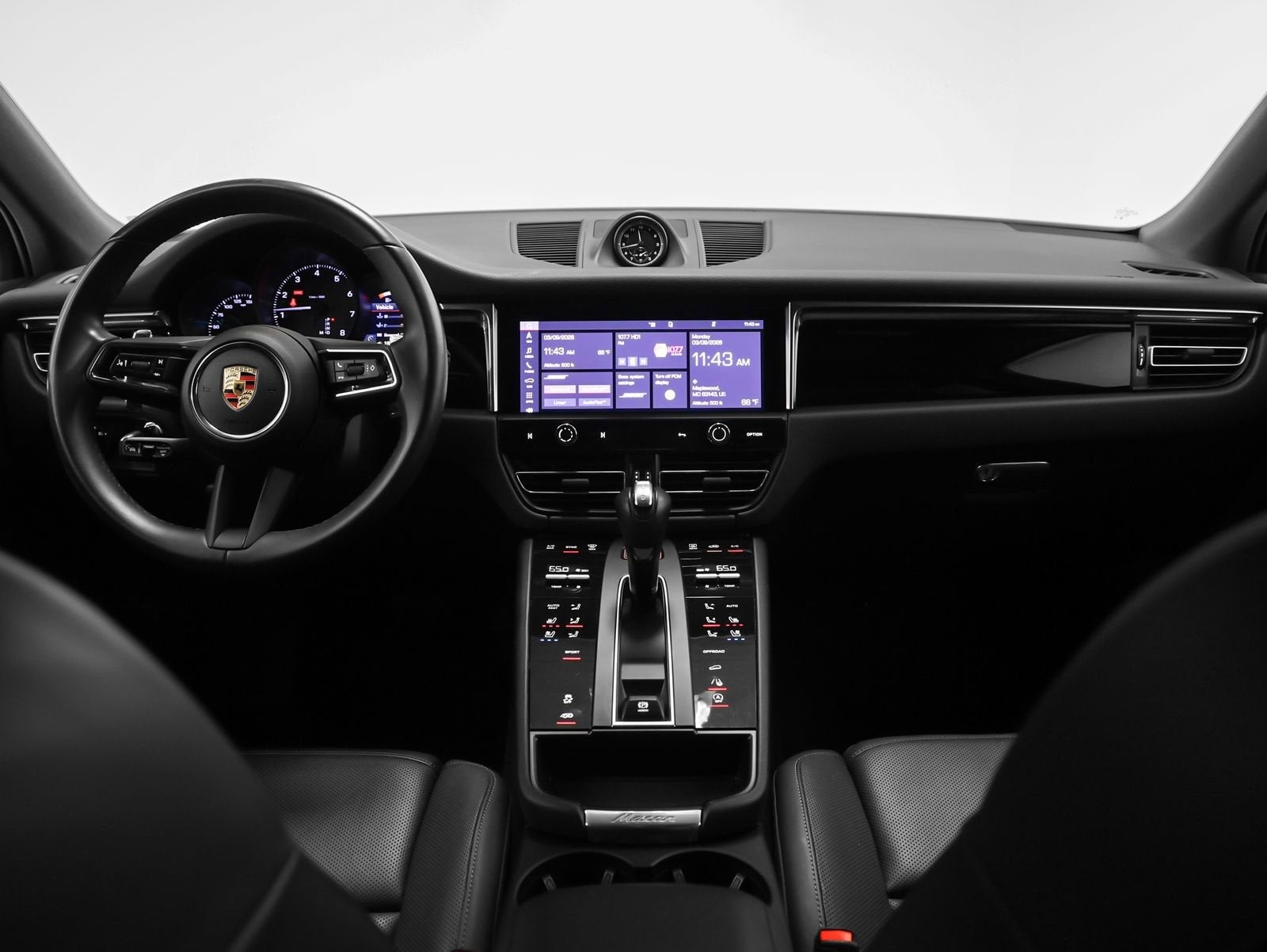 2023 Porsche Macan Base