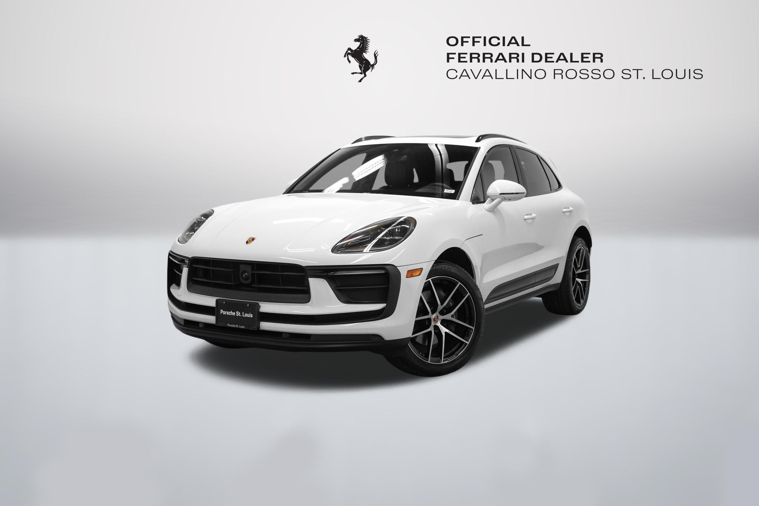 2023 Porsche Macan Base