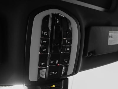 2023 Porsche Macan Base