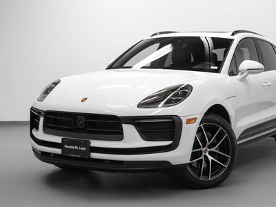 2023 Porsche Macan Base