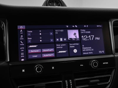 2025 Porsche Macan Base