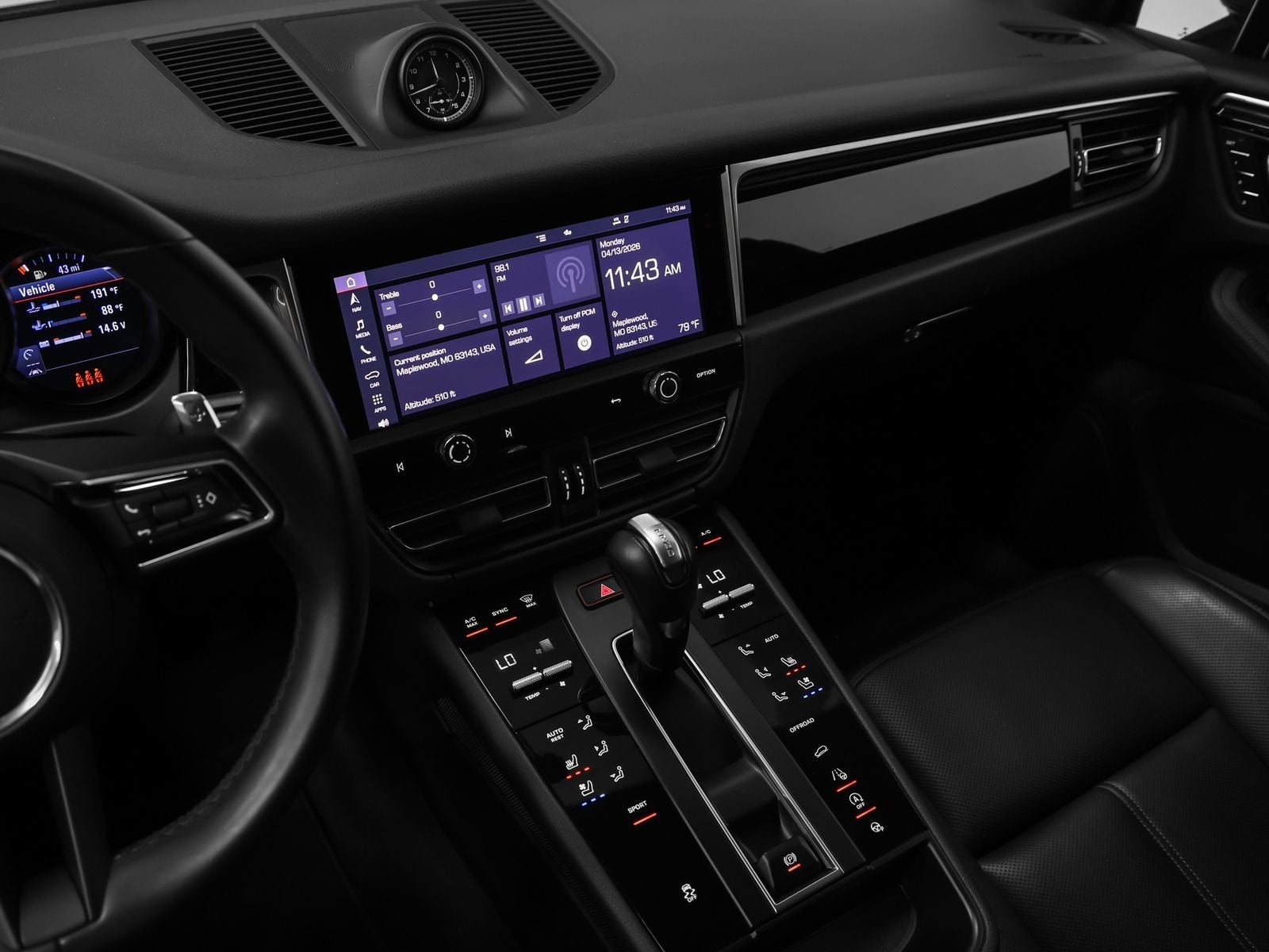 2023 Porsche Macan Base