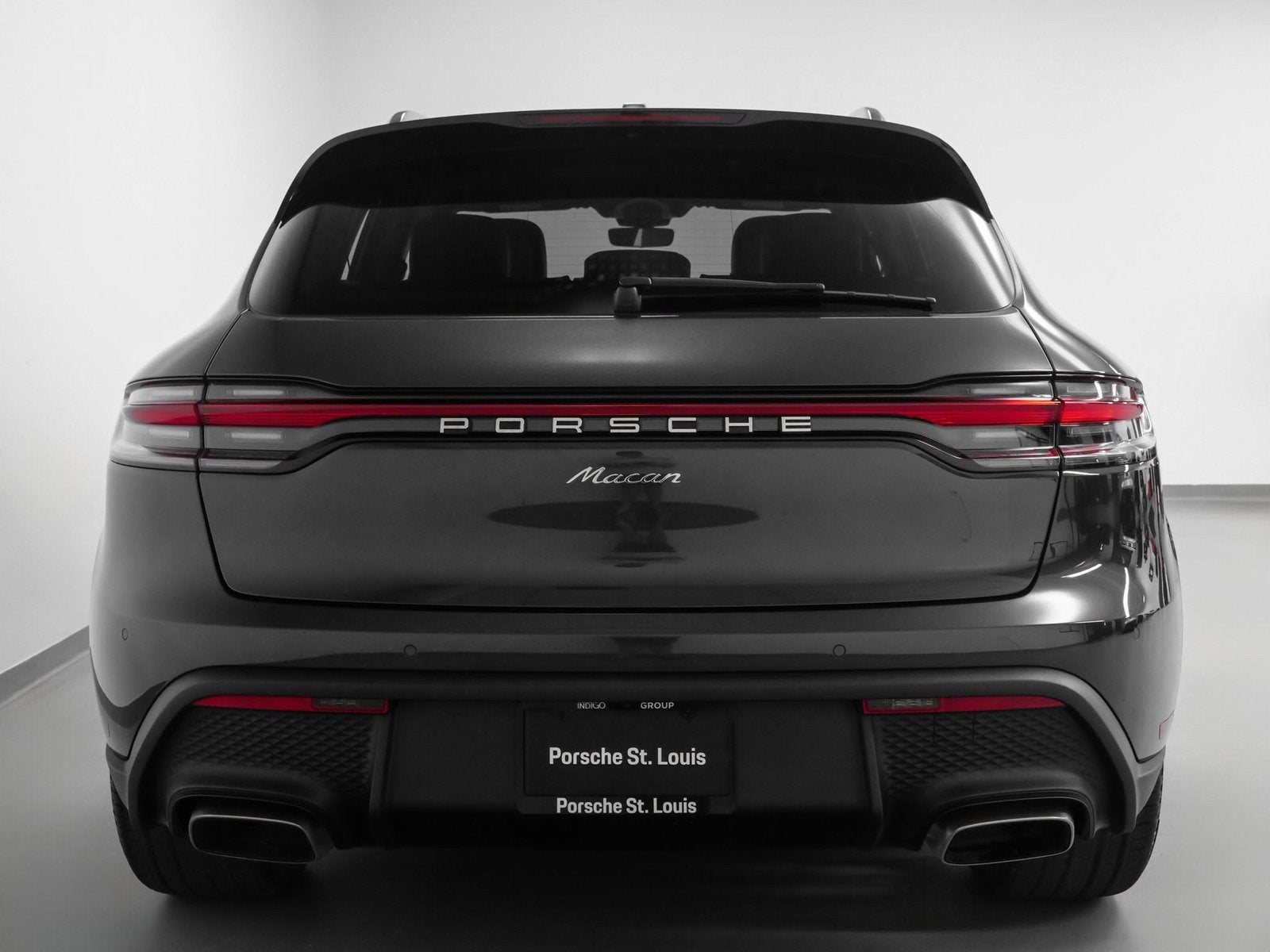 2025 Porsche Macan Base