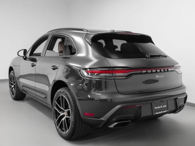 2025 Porsche Macan Base