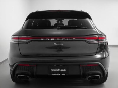 2025 Porsche Macan Base