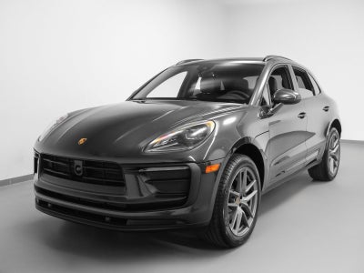 2025 Porsche Macan Base