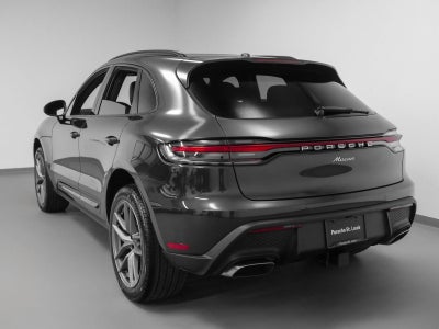 2025 Porsche Macan Base