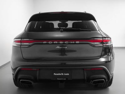 2025 Porsche Macan Base