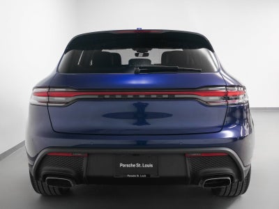 2025 Porsche Macan Base