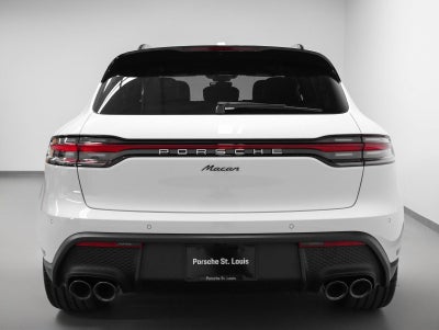 2026 Porsche Macan Base
