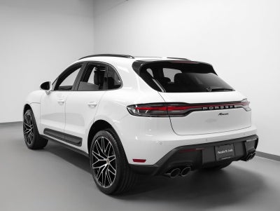 2026 Porsche Macan Base