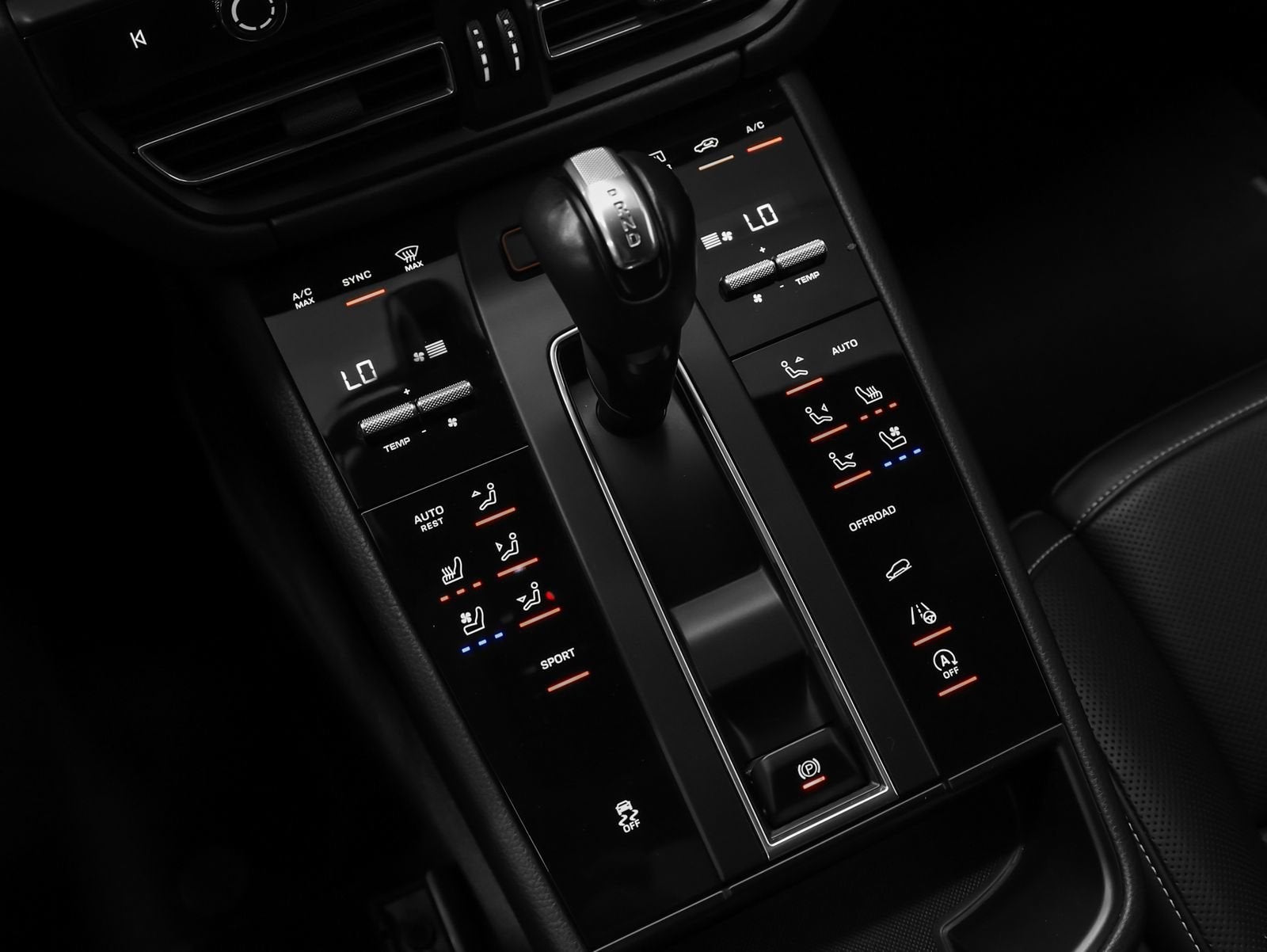 2023 Porsche Macan Base