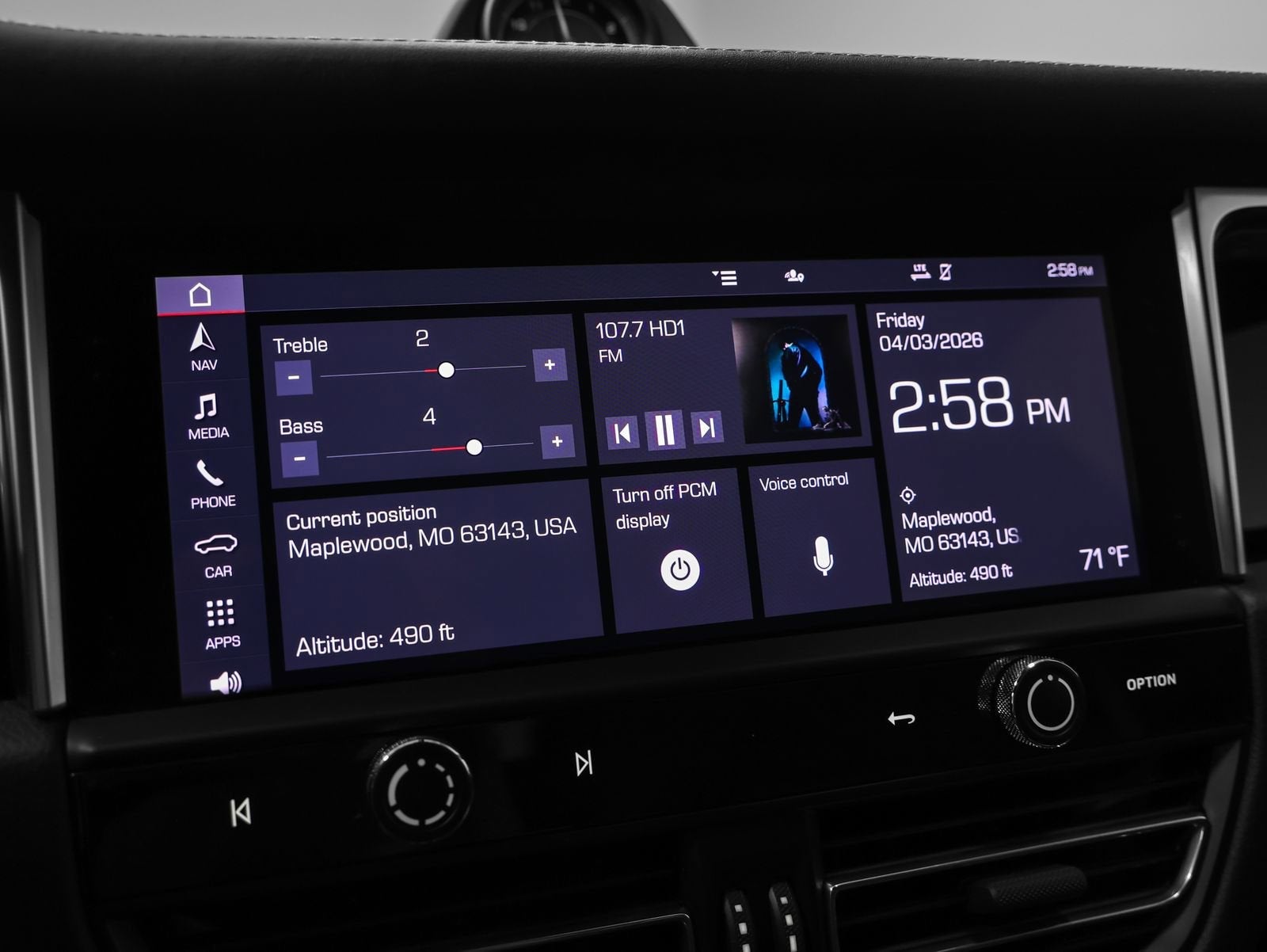 2023 Porsche Macan Base