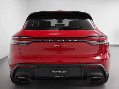 2025 Porsche Macan Base