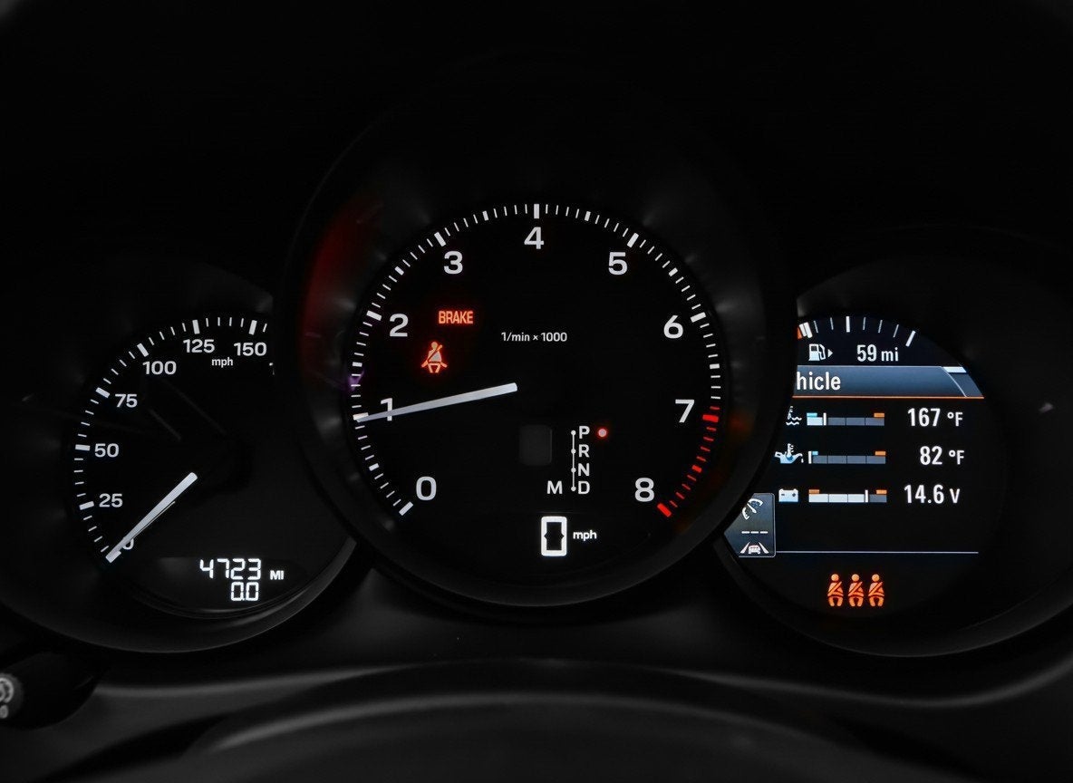 2025 Porsche Macan Base