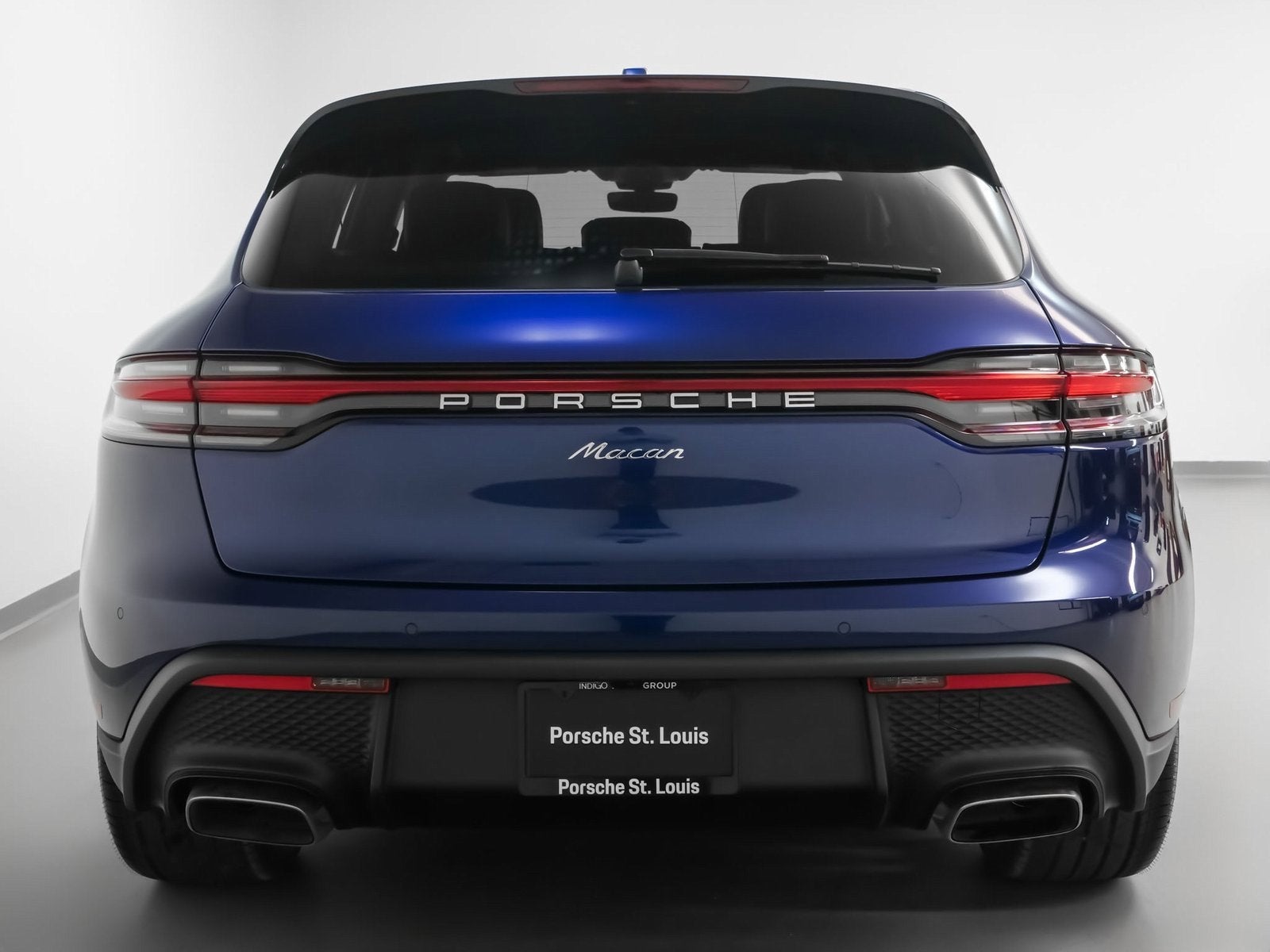 2025 Porsche Macan Base
