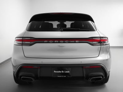 2025 Porsche Macan Base