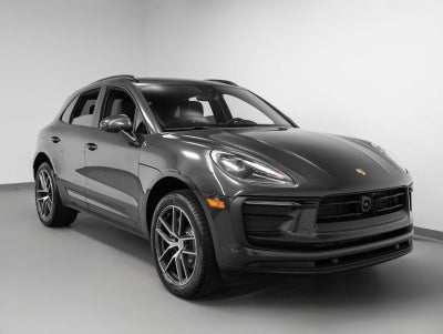 2025 Porsche Macan Base