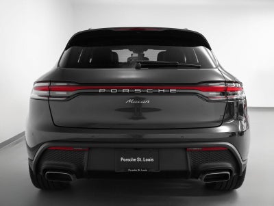 2025 Porsche Macan Base