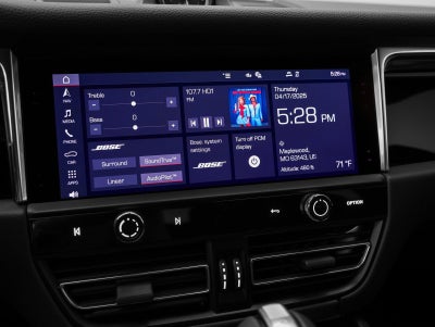 2025 Porsche Macan Base