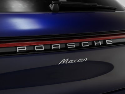 2025 Porsche Macan Base