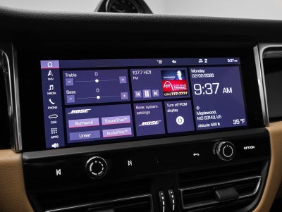 2025 Porsche Macan Base