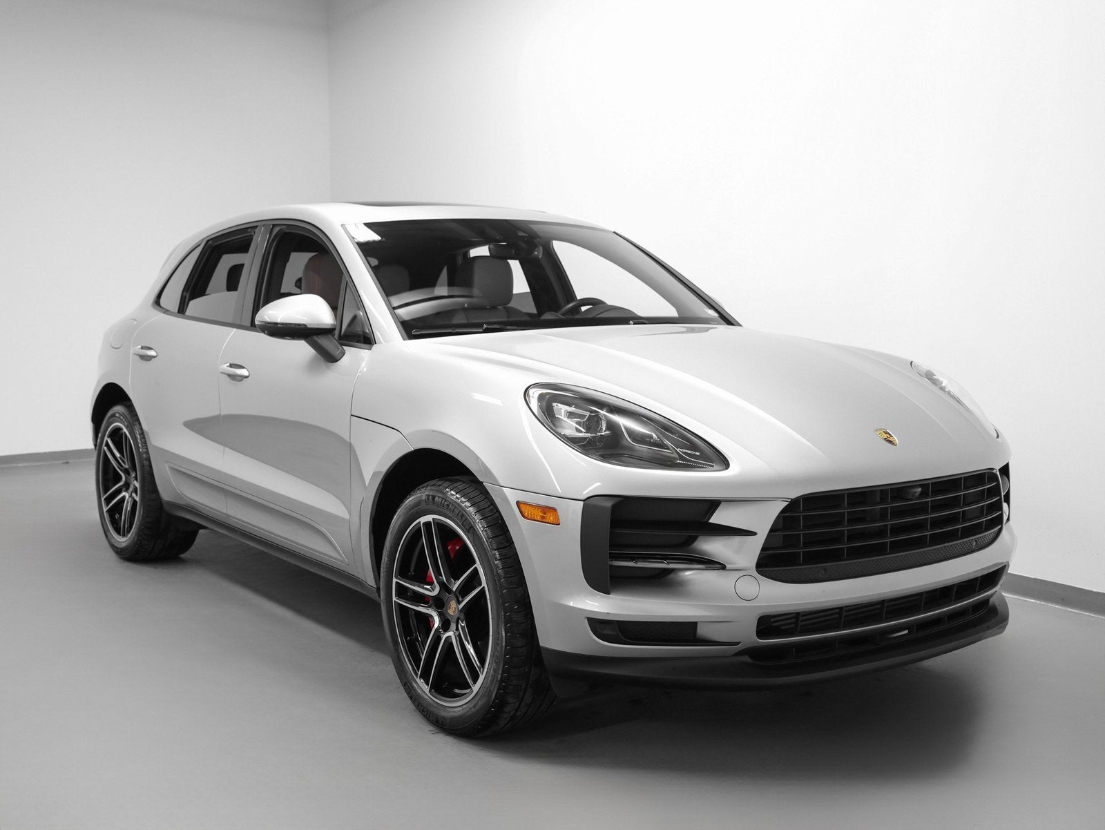2021 Porsche Macan Base