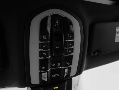 2021 Porsche Macan Base