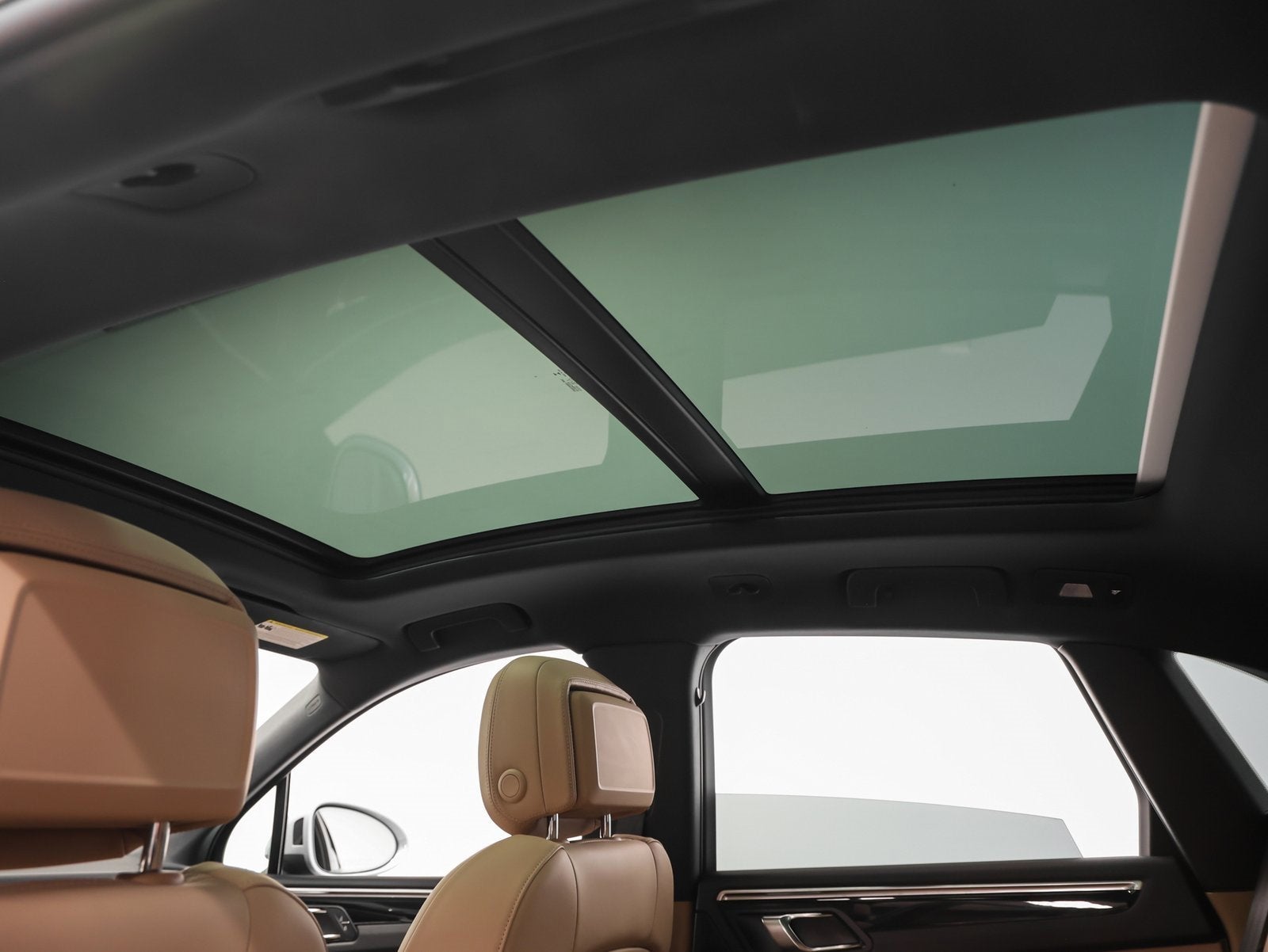 2021 Porsche Macan Base